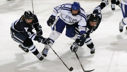 九游app下载中心-以“体育+科技”为核心，打造青少年篮球科技创新体验馆，科技篮球场