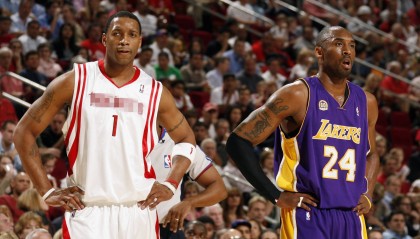 九游app官方下载-车迷狂欢：现场用各种方式表达对车手的支持与热爱，车迷小说阅读答案