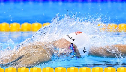 九游下载安装-李明全场高光！攻防两端都展现出色表现！，李明什么