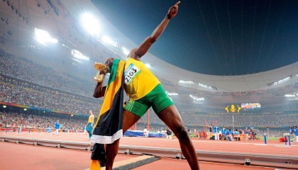 九游下载官方正版-德甲俱乐部积极探索数字化转型，提升观赛体验，德甲俱乐部关系网