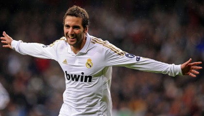 九游娱乐(jiuyou)官方网站-赛事背后：车队研发团队的幕后秘密，赛车车队人员